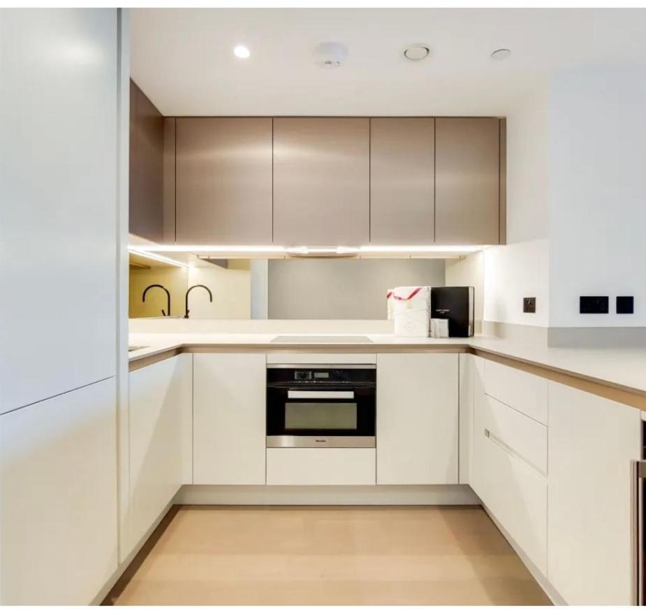 Luxury Apartment Riverside 런던 외부 사진