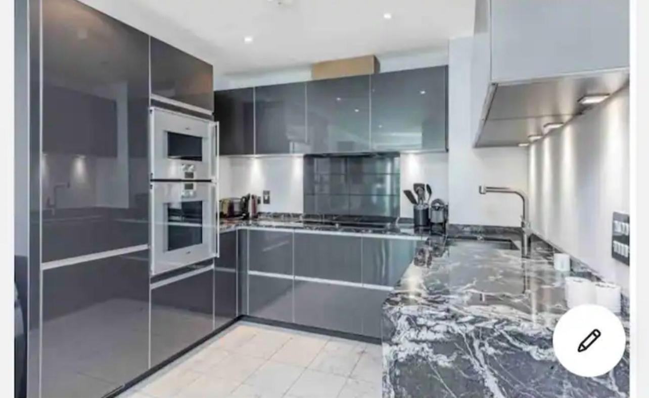 Luxury Apartment Riverside 런던 외부 사진